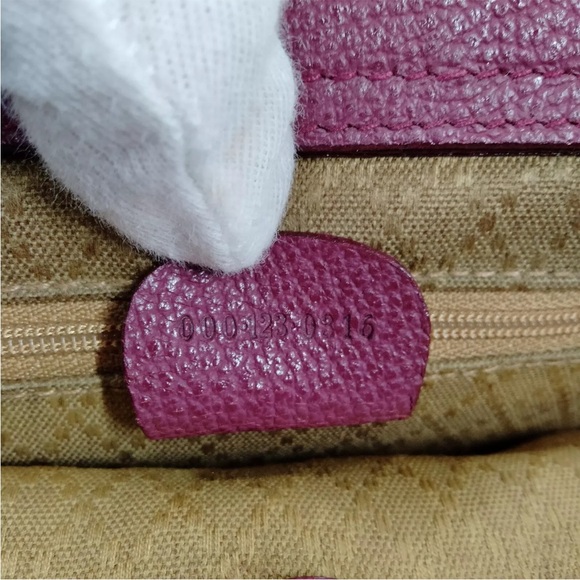 Gucci Purple Suede Bamboo Diana Crossbody Handbag with COA - some corner wear - Picture 13 of 17